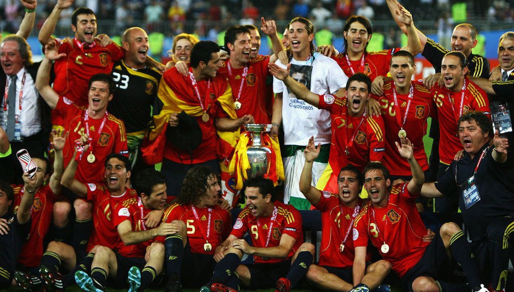 Spain At Euro 2008 El Centrocampista